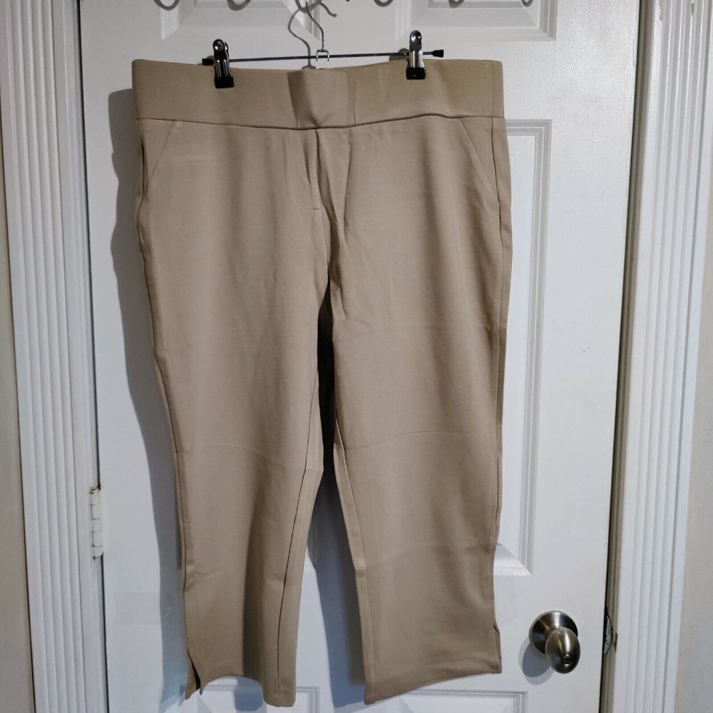 Tapata Elastic Waist Pull-on Dress Capris Pants Beige XXL‎ NWT (37.5x21)